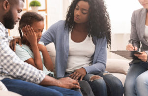 How Family Therapy Helps to Bring People Together